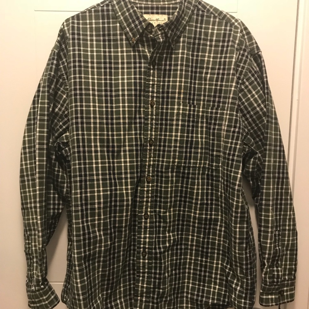 Eddie Bauer Men’s Regular Button Down Size L